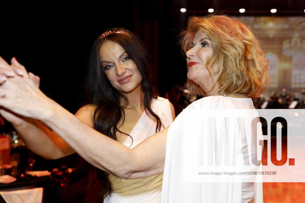 Maxi Fenger and Vivian Honert Boddin at the 31st Leipzig Opera Ball 2026 at the Leipzig Opera, Leipzig, October 24, 2026 Foto:xR.xStoffelsx xFuturexImagex opernball2026_6105