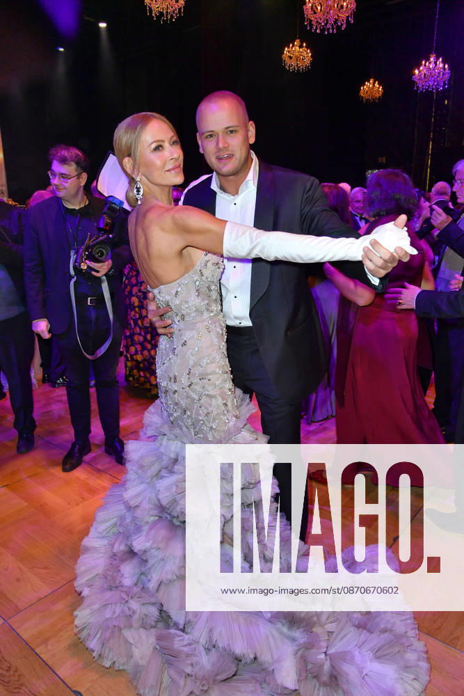 Jenny Elvers with her son Paul Jolig at the 2026 Leipzig Opera Ball at the Leipzig Opera on October 24, 2026