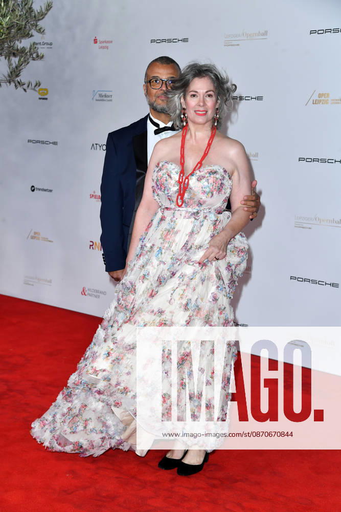 Cheryl Shepard with her husband Nikolaus Okonkwo at the 2026 Leipzig Opera Ball at the Leipzig Opera on October 24, 2026