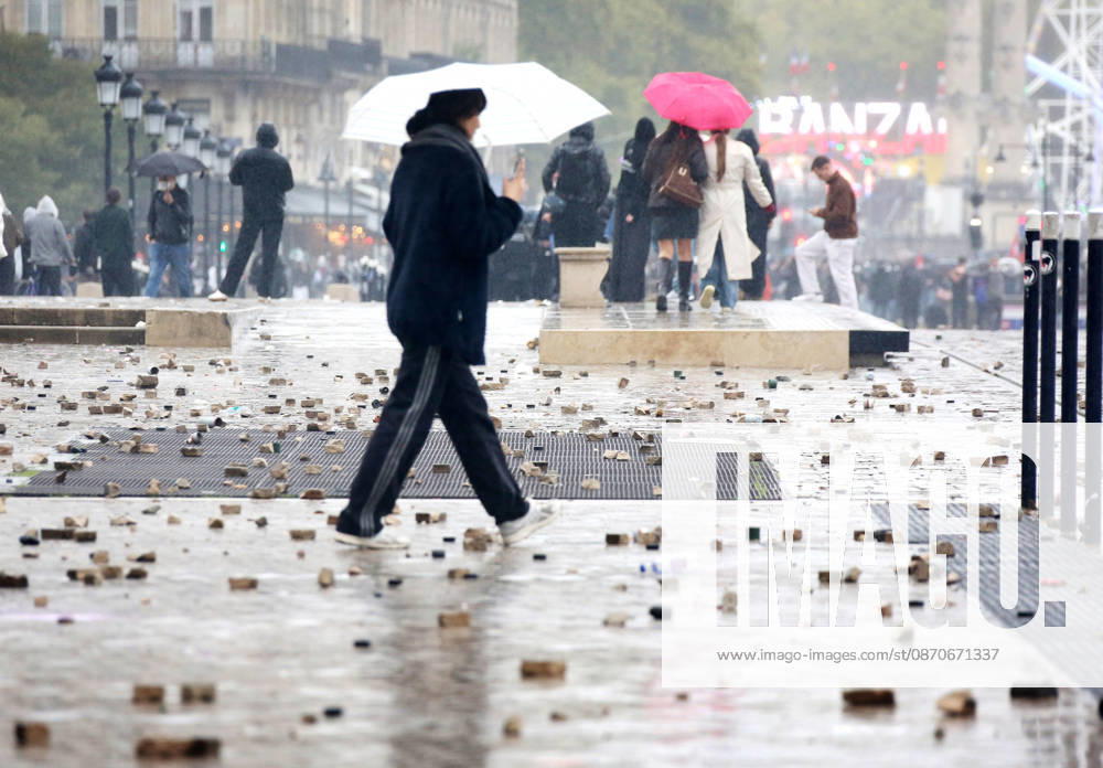 Several thousand people are marching through downtown Bordeaux on October 24, 2026. Patrick Bernard, Bestimage. Several thousand people are marching through downtown Bordeaux for the demonstration on October 24, 2026, in Bordeaux, France.