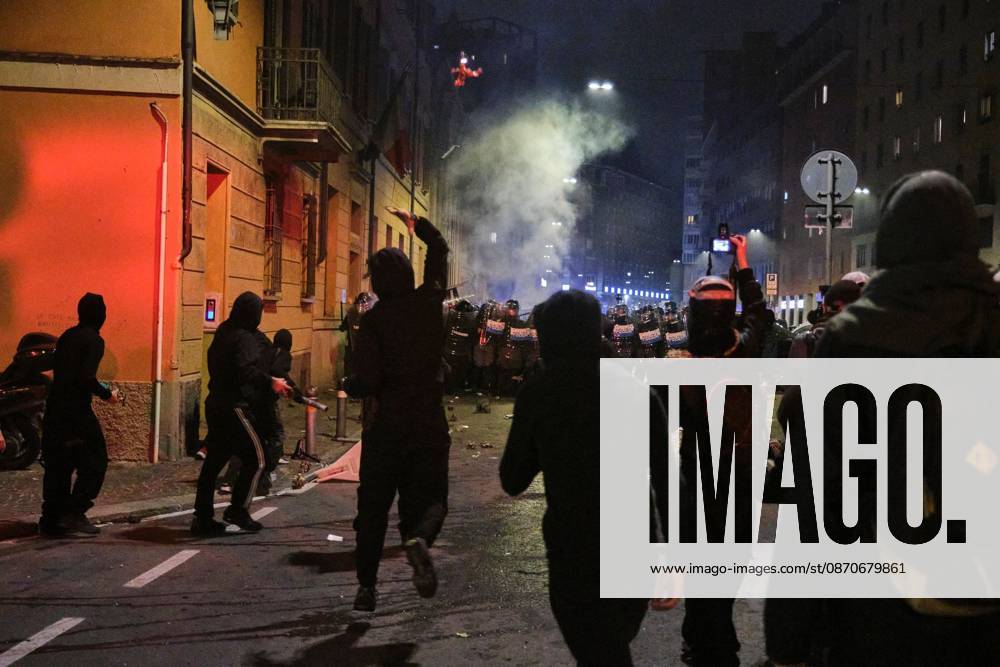 Thousands of people gathered spontaneously in Piazza del Nettuno before setting off in a march through the city centre. Clashes broke out along Via Marconi. Several people were injured, and a young man lost consciousness after being tackled by police. A police water cannon was also used from behind the protesters and hit the ambulance that was assisting the unconscious man. In protest, demonstrators sat down in front of the police line, which, after several minutes, decided to disband its wall of shields. Bologna Italy
