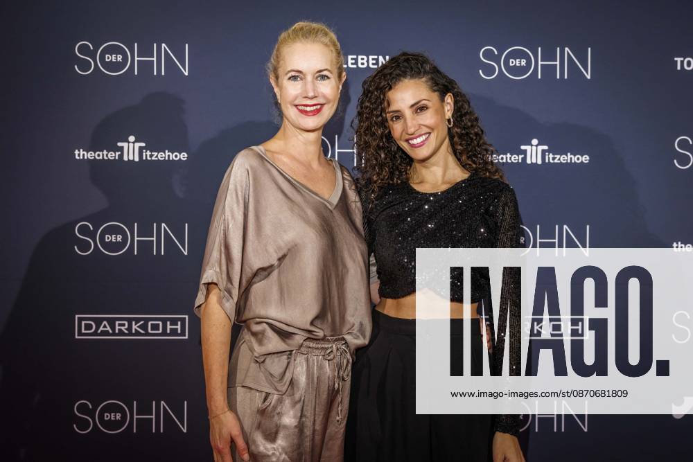MMM DER SOHN Actresses Nadine Menz and Dorothea Schenck on the red carpet at the theater premiere of *Der Sohn* TOURERLEBEN Theater Production at the Theater Itzehoe on October 24, 2026, in Schleswig-Holstein, Germany