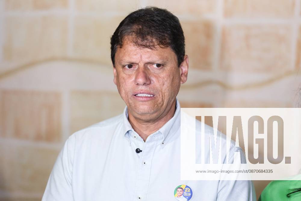 Sao Paulo governor Tarcisio de Freitas votes at the Miguel de Cervantes school. Re-elected governor of Sao Paulo, Tarcisio de Freitas, votes at the Miguel de Cervantes school, in the Morumbi neighborhood, southern region of Sao Paulo, this Sunday, October 25, 2026. Sao Paulo Sao Paulo Brasil