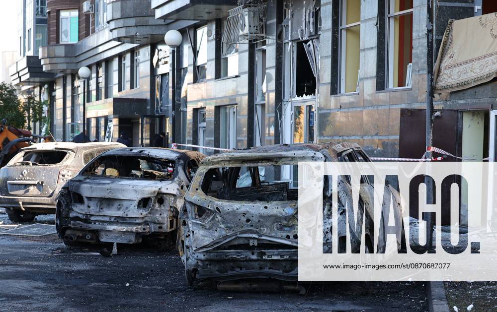 Russia Ukraine Drone Attack 9273042 25.10.2026 A view shows burnt cars and a damaged residential building after a massive drone attack amid Russia s military operation in Ukraine, in Belgorod, Russia. Two persons were killed and 14 others were injured in a reported strike by the Ukrainian Armed Forces on October 25. Taisia Liskovets Sputnik Belgorod Russia