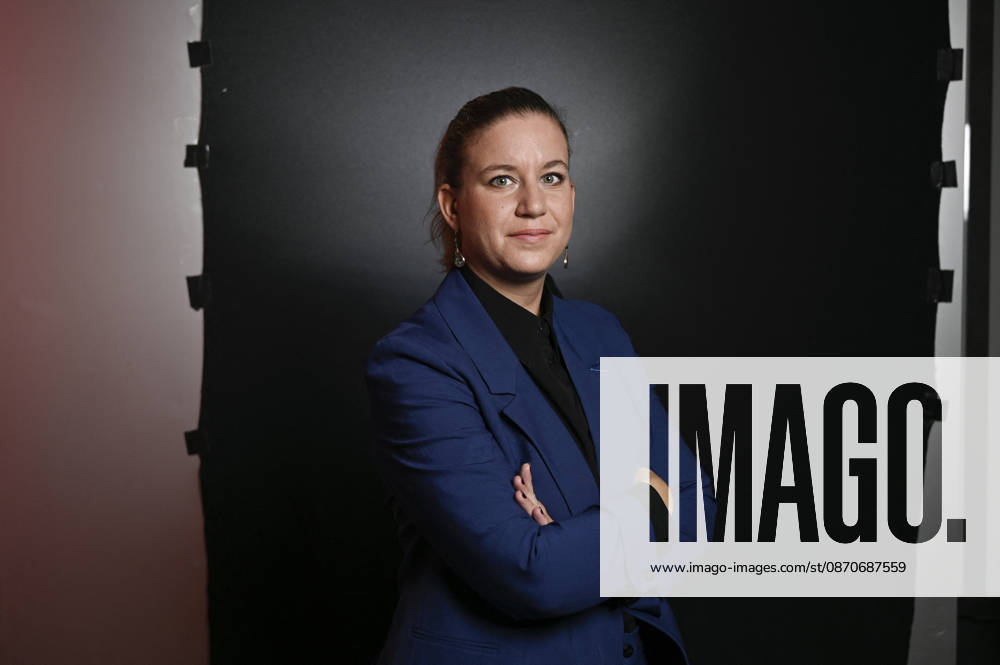 Mathilde Panot on Franc Jeu - Paris French deputy and President of La France Insoumise (LFI) parliamentary group Mathilde Panot poses for pictures for Franc Jeu on France 2 channel in Paris, France on October 25, 2026. Photo by Stephane Le Tellec ABACAPRESS.COM Paris France