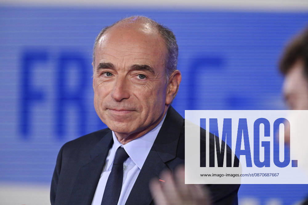 Jean François Cope on Franc Jeu - Paris Jean François Cope, Mayor of Meaux poses for pictures for Franc Jeu on France 2 channel in Paris, France on October 25, 2026. Photo by Stephane Le Tellec ABACAPRESS.COM Paris France