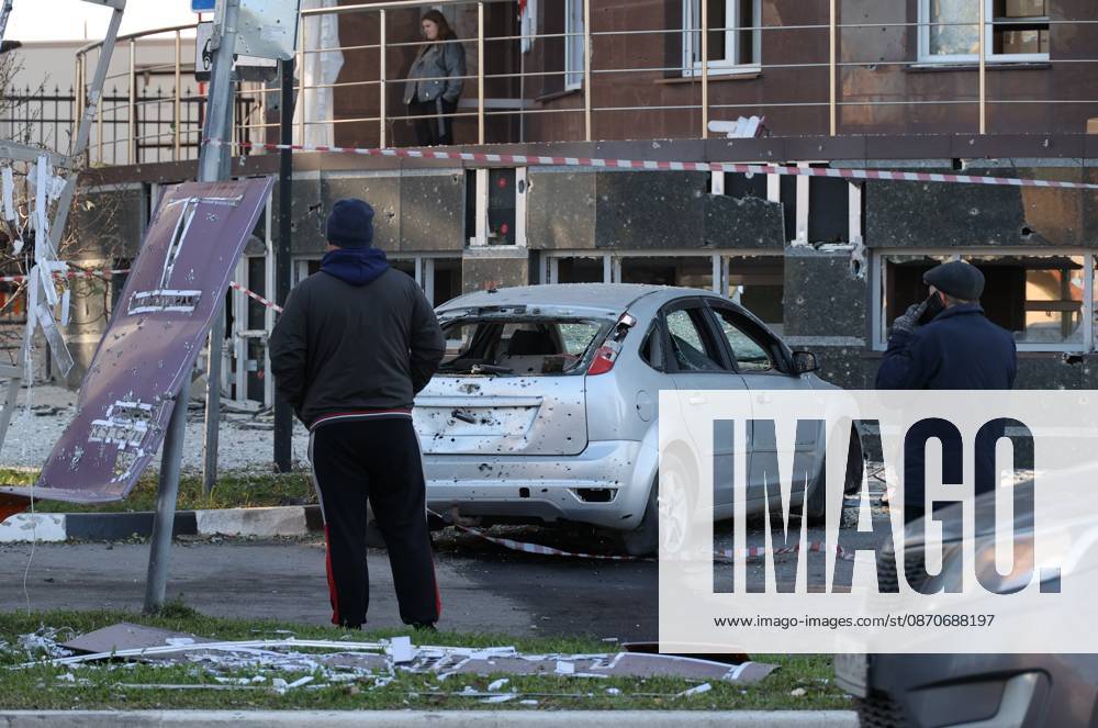 Russia Ukraine Drone Attack 9273057 25.10.2026 People stand outside a residential building damaged in a massive drone attack amid Russia s military operation in Ukraine, in Belgorod, Russia. Two persons were killed and 14 others were injured in a reported strike by the Ukrainian Armed Forces on October 25. Taisia Liskovets Sputnik Belgorod Russia