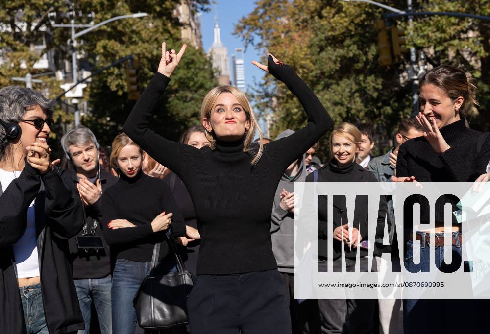 NYC Look-Alike Contest for Elizabeth Holmes and Nathan Fielder NYC Look-Alike Contest for Elizabeth Holmes and Nathan Fielder, Washington Square Park, NY. 25 Oct 2026 Pictured: Elizabeth Holmes and Nathan Fielder Look-Alike Contest-Winner.