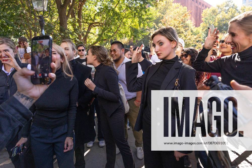 NYC Look-Alike Contest for Elizabeth Holmes and Nathan Fielder NYC Look-Alike Contest for Elizabeth Holmes and Nathan Fielder, Washington Square Park, NY. 25 Oct 2026 Pictured: Elizabeth Holmes and Nathan Fielder Look-Alike Contest.