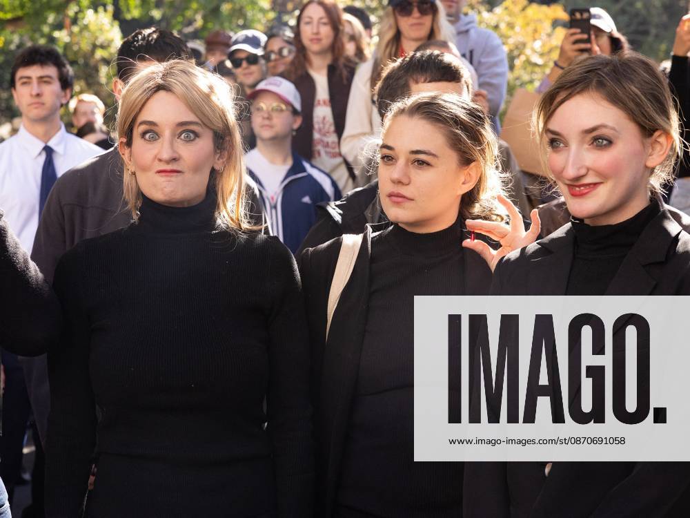 NYC Look-Alike Contest for Elizabeth Holmes and Nathan Fielder NYC Look-Alike Contest for Elizabeth Holmes and Nathan Fielder, Washington Square Park, NY. 25 Oct 2026 Pictured: Elizabeth Holmes and Nathan Fielder Look-Alike Contest.