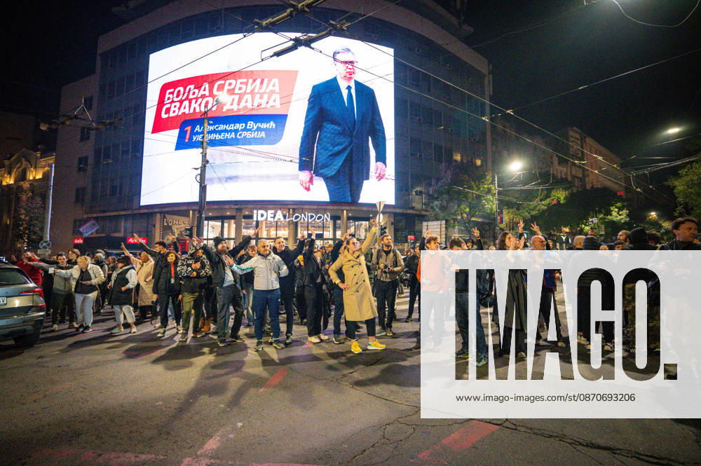 Serbians are flooding to the streets of Belgrade as polls closed on the night of the Serbian elections on 25 October, 2026 Belgrade Serbia - ZUMAa256 20261025_zip_a256_009
