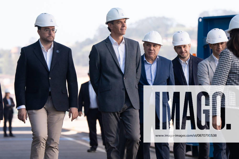 Sánchez Visits the Armón Shipyards and the Baleària Ferry G034 in Gijón Prime Minister Pedro Sánchez, and the President of the Principality of Asturias, Adrián Barbón, during a visit to the Armón Shipyard on October 26, 2026, in Gijón, Asturias, Spain. Sánchez visited the shipyard to see Baleària’s G034 ferry firsthand, the shipping company’s first 87-meter-long aluminum high-speed catamaran ferry with 100% electric propulsion, equipped with a high-capacity battery system, October 26, 2026, Spain