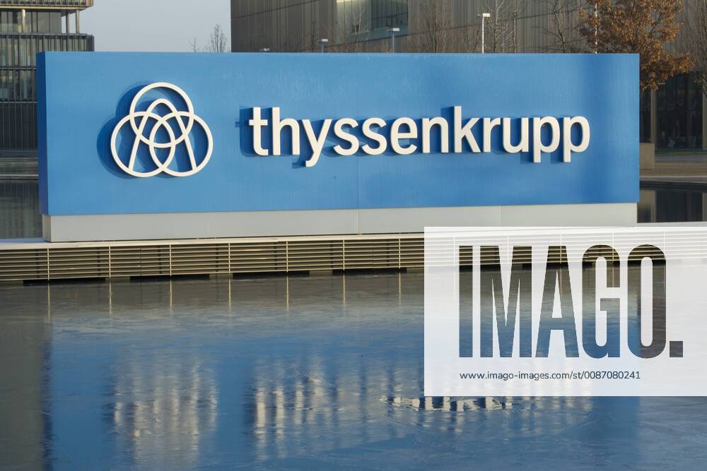 The QUARTIER the corporate headquarters of ThyssenKrupp AG in Essen Exterior view Panorama general Feature Randmotiv Press conference on the financial statements of ThyssenKrupp AG in Essen on 21 11 2018