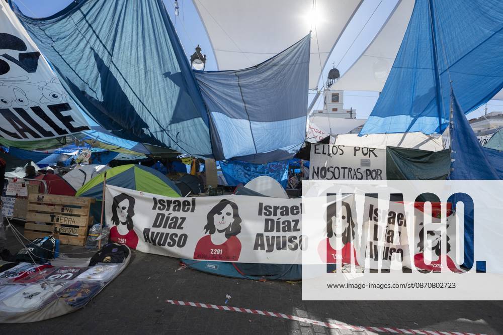 A view of the area where Spaniards continue a tent protest at Sol Square, launched on September 26 to call on the central and regional governments to find solutions to the country s housing crisis, as the protest marks its first month in Madrid, Spain Madrid Spain - ZUMAs197 20261026_aaa_s197_054