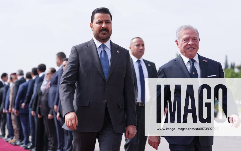Iraqi Prime Minister Ali Falih al-Zaidi in Jordan AMMAN, JORDAN - OCTOBER 26 : (---- - MANDATORY CREDIT - IRAQI PRIME MINISTER S OFFICE PRESS HANDOUT - NO MARKETING NO ADVERTISING CAMPAIGNS - DISTRIBUTED AS A SERVICE TO CLIENTS----) Iraqi Prime Minister Ali Falih al-Zaidi is welcomed with an official ceremony by King Abdullah II at Marka Military Airport during his official visit to Amman, Jordan, on October 26. Iraqi Prime Minister s Office Press Handout Anadolu Amman Jordan. Editorial use only. Please get in touch for any other usage.