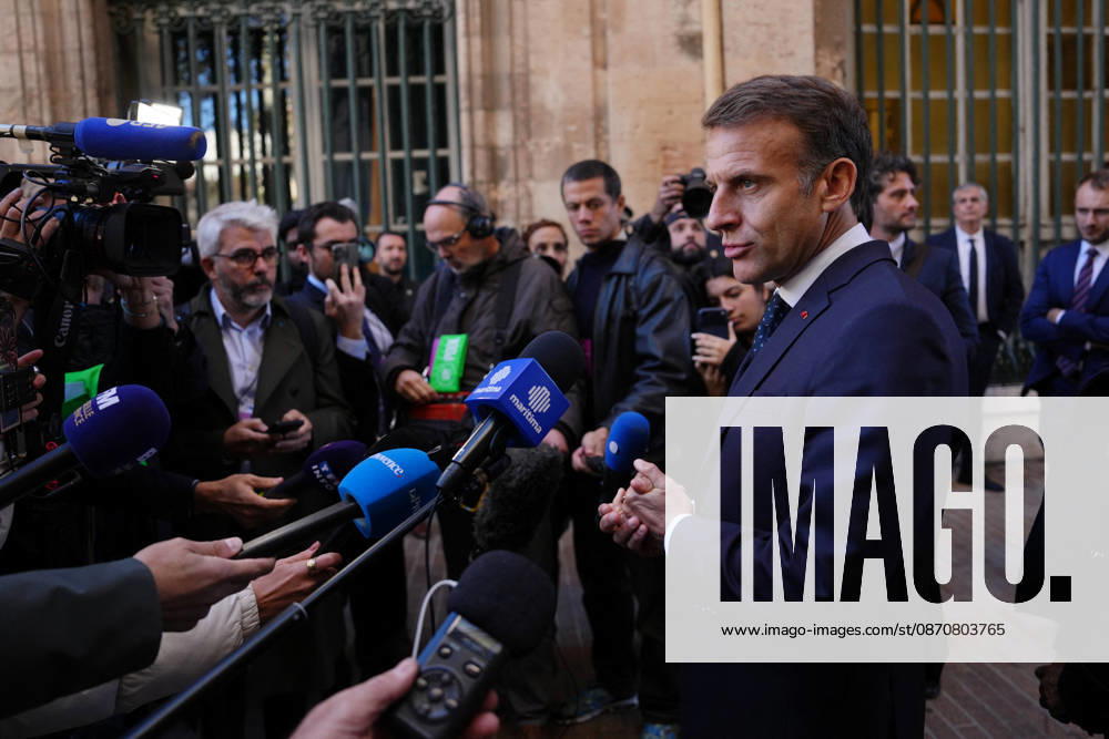 President Macron visits Marseille a Week After the Riots - France French President Emmanuel Macron addresses the media in Marseille, France, Monday, October 26, 2026, during a visit to notice the return of republican order after the violence and looting that punctuated the citizen mobilization of October 17, 2026. Protests by high school students over learning conditions sparked a movement that has since spread nationwide, fuelled by broader anger over the rising cost of living. Photo by Aurelien Morissard Pool ABACAPRESS.COM Marseille France