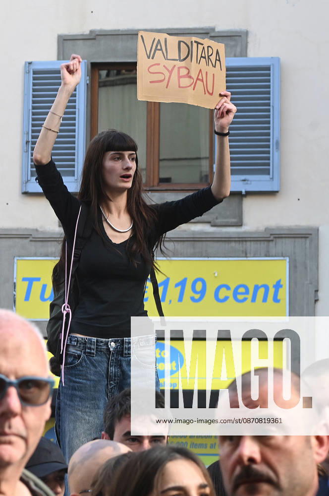 Students protest against the Minister of Education and his school policies, Florence, October 26, 2026 Florence Italy - ZUMAa289 20261026_zia_a289_175