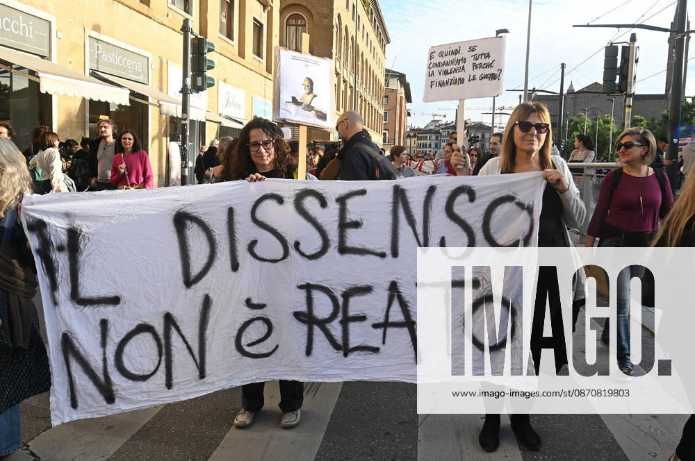 Students protest against the Minister of Education and his school policies, Florence, October 26, 2026 Florence Italy - ZUMAa289 20261026_zia_a289_179