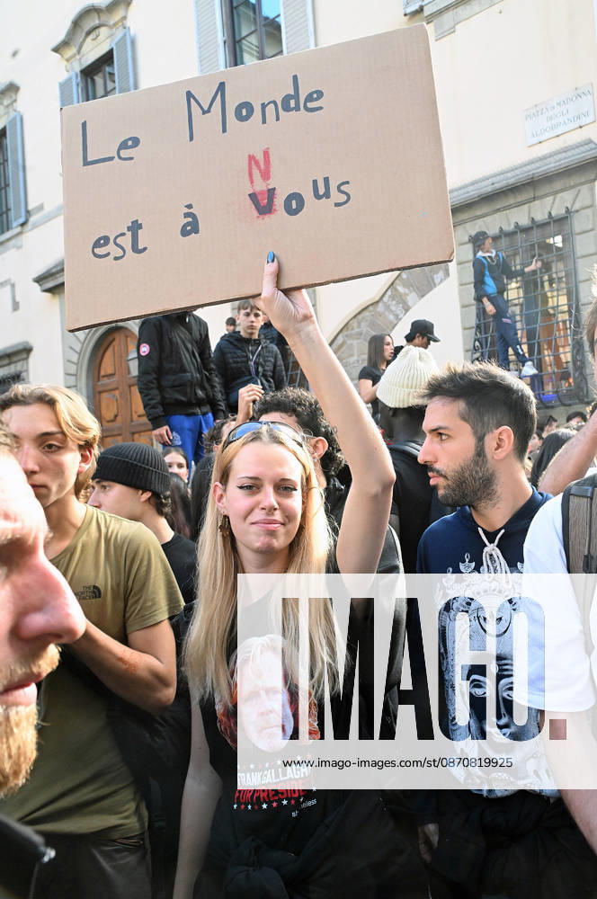 Students protest against the Minister of Education and his school policies, Florence, October 26, 2026 Florence Italy - ZUMAa289 20261026_zia_a289_192