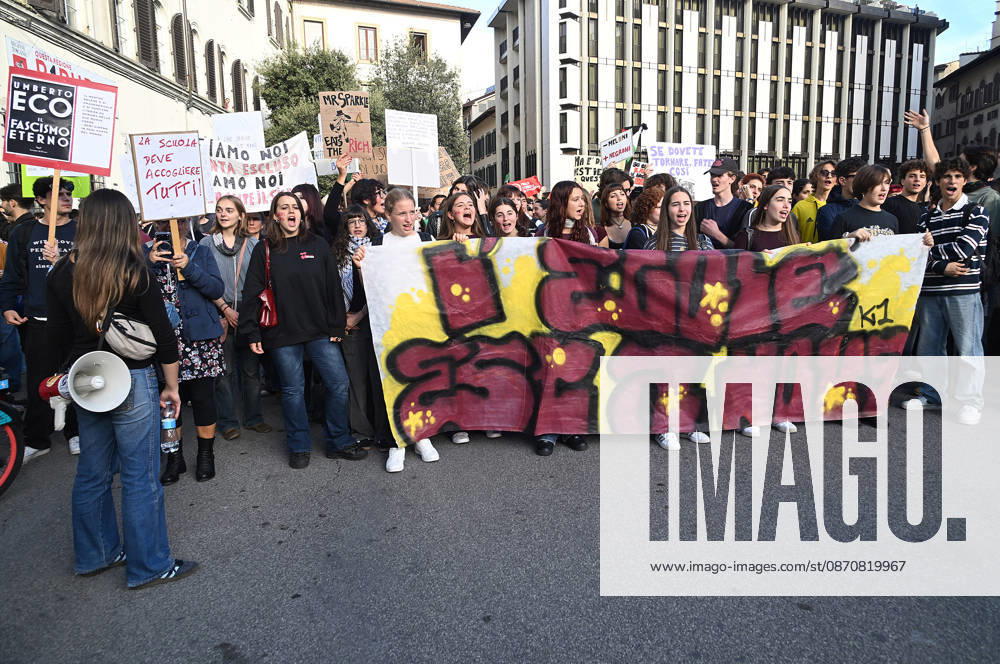 Students protest against the Minister of Education and his school policies, Florence, October 26, 2026 Florence Italy - ZUMAa289 20261026_zia_a289_194