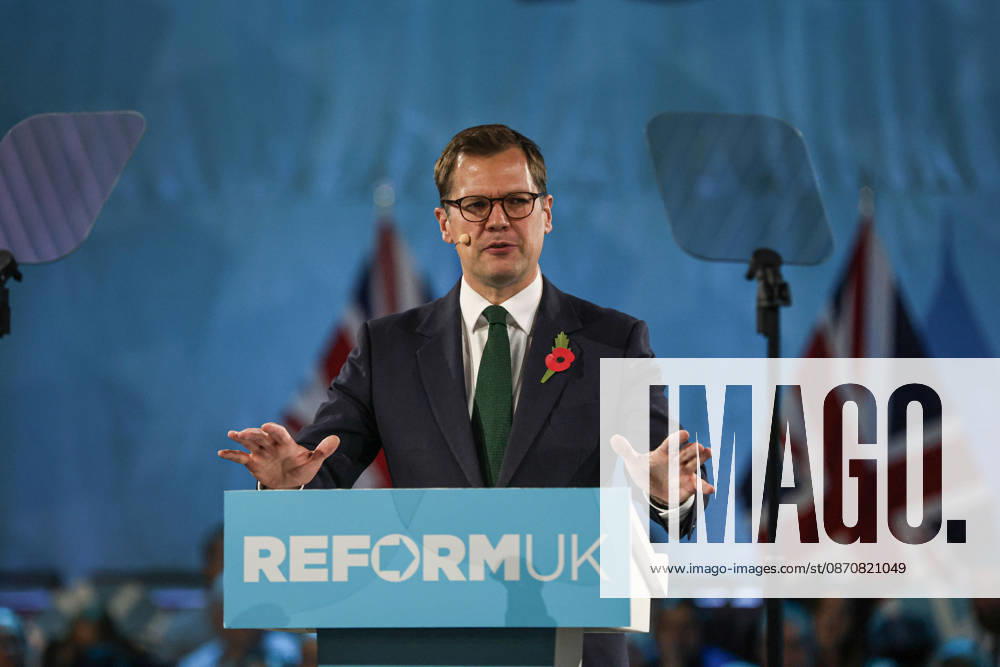 Reform UK Treasury Spokesperson Robert Jenrick unveils party s economic rescue plan in London LONDON, UNITED KINGDOM - OCTOBER 26: Reform UK Treasury Spokesperson Robert Jenrick unveils his party s economic rescue plan during a press conference held ahead of the government s budget announcement, at The Lindley Hall in London, United Kingdom on October 26, 2026. Zeynep Demir Anadolu London United Kingdom. Editorial use only. Please get in touch for any other usage.