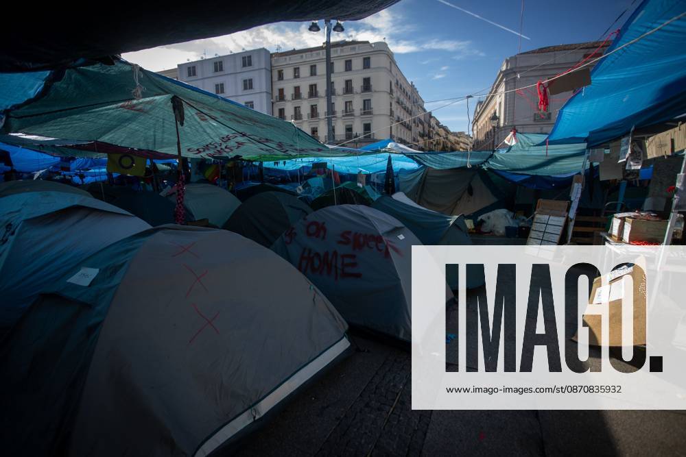 Madrid reaches one month of protests MADRID, SPAIN OCTOBER 26, 2026: Madrid has reached one month of protests in La Puerta del Sol Square, where hundreds of activists fighting for the right to housing in Spain have been staying in tents set up on September 26 of this year. The protesters organized the occupation of the plaza in response to the eviction of Maricarmen Abascal, an 87-year-old woman who was removed from her home and later died at a hospital in Spain s capital. Madrid MADRID Spain