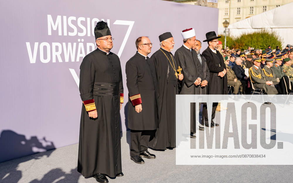 Official celebrations for Austria s National Day 2026 Oath-taking ceremony during the official celebrations for National Day 2026 at Heldenplatz in Vienna, Austria. The photo shows the military chaplains at Heldenplatz in Vienna, Austria.