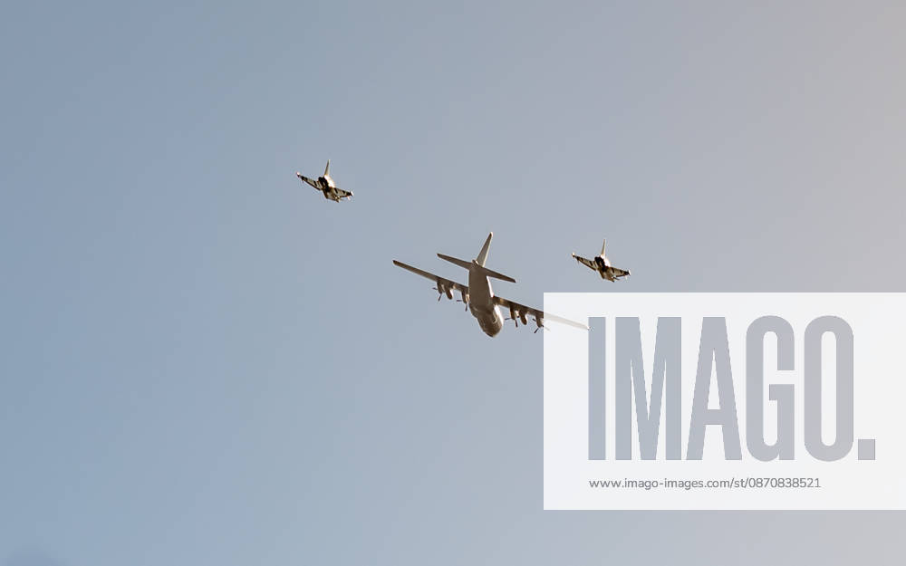 Official celebrations for Austria’s National Day 2026 Oath-taking ceremony during the official celebrations for National Day 2026 at Heldenplatz in Vienna, Austria. The photo shows Eurofighter and Hercules transport aircraft flying overhead. Vienna, Heldenplatz, Vienna, Austria