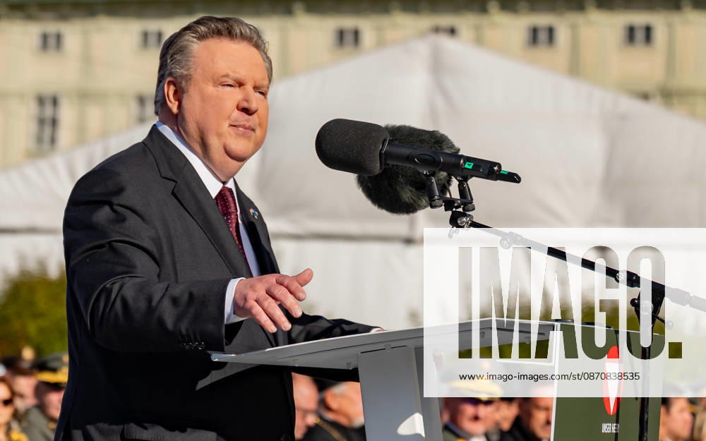 Official celebrations for Austria’s National Day 2026 Oath-taking ceremony during the official celebrations for National Day 2026 at Heldenplatz in Vienna, Austria. The photo shows Michael Ludwig, SPÖ Mayor of Vienna and Governor of Vienna, at Heldenplatz in Vienna, Austria.