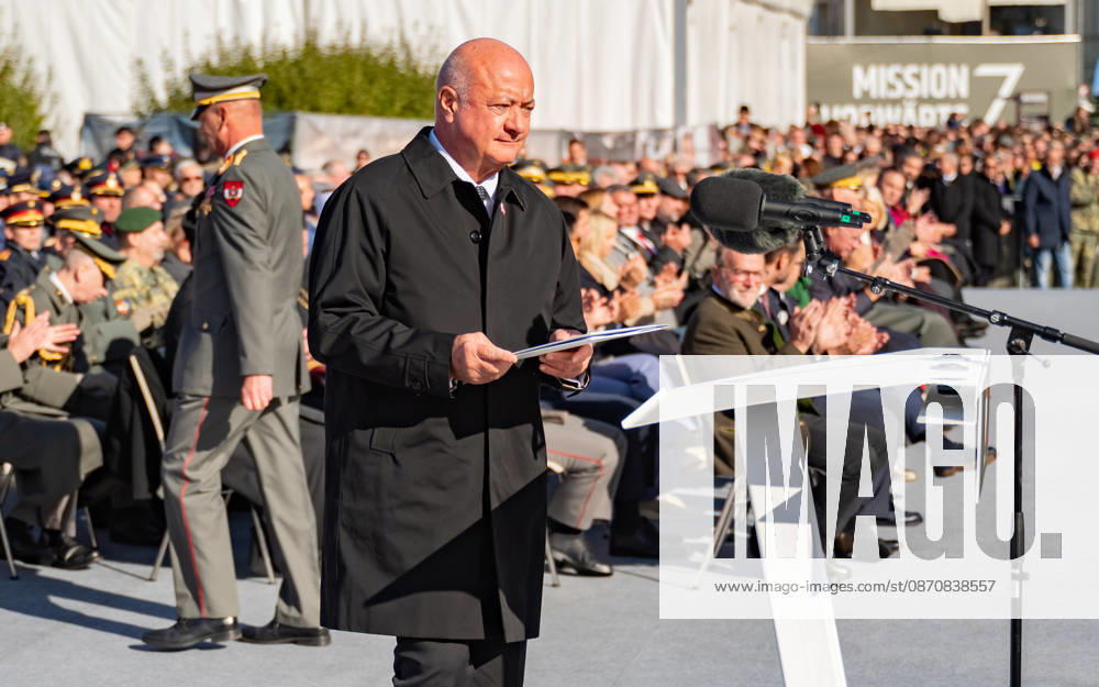 Official celebrations for the 2026 Austrian National Day Oath-taking ceremony during the official celebrations for the 2026 National Day at Heldenplatz in Vienna, Austria. The photo shows ÖVP Federal Party Chairman and Federal Chancellor Christian Stocker in Vienna at Heldenplatz, Vienna, Austria