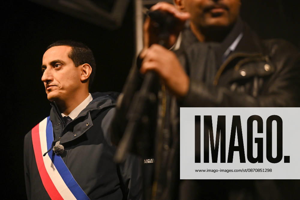 The Mayor of Trappes, Ali Rabeh, and the President of SOS Racisme, Dominique Sopo, who came to pay tribute to the victims of the racist attack in Trappes on October 23, 2026, in Paris, at Place Stalingrad, on October 26, 2026. - 26 10 2026 - France Ile-de-France (region) Paris - JulienxMattiax Pictorium LePictorium_0345009