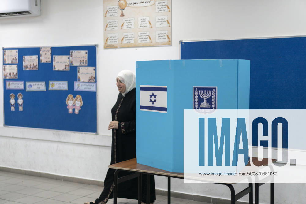 Israelis head to the polls in parliamentary elections UMM AL-FAHM, ISRAEL - OCTOBER 27: Voters cast their ballots at Al-Aqwas School as voting began Tuesday in Israel s parliamentary elections, with more than 7.3 million people eligible to cast ballots to elect the 120-member Knesset in the northern city of Umm al-Fahm, Israel on October 27, 2026. Polling stations opened at 7 am local time (0500GMT) and are scheduled to close at 10 pm (2000GMT), according to Israel’s Central Elections Committee. A total of 12,018 polling stations and approximately 18,000 ballot boxes have been prepared nationwide, with around 100,000 election workers deployed. Mostafa Alkharouf Anadolu Umm al-Fahm Israel. Editorial use only. Please get in touch for any ot