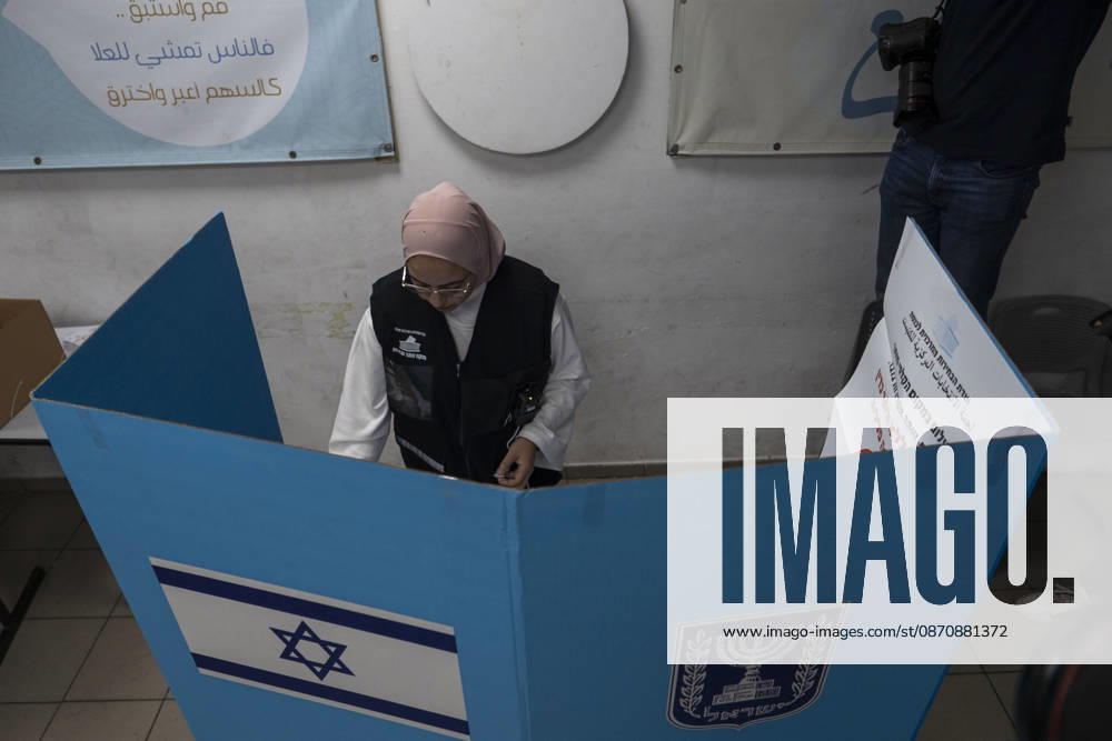 Israelis head to the polls in parliamentary elections UMMUMM AL-FAHM, ISRAEL - OCTOBER 27: A woman sets up ballot boxes and voting booths at Al-Aqwas School ahead of Israel s parliamentary elections in the northern city of Umm al-Fahm, Israel, on October 27, 2026. Voting began Tuesday in Israel’s parliamentary elections, with more than 7.3 million people eligible to cast ballots to elect the 120-member Knesset. Mostafa Alkharouf Anadolu Ummumm al-Fahm Israel. Editorial use only. Please get in touch for any other usage.