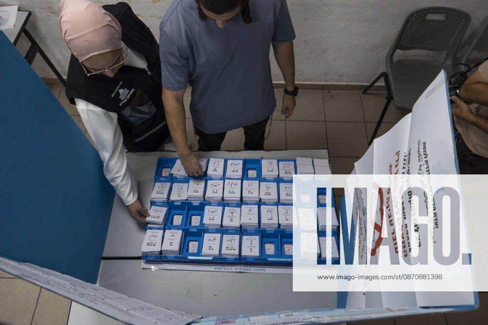 Israelis head to the polls in parliamentary elections UMMUMM AL-FAHM, ISRAEL - OCTOBER 27: People set up ballot boxes and voting booths at Al-Aqwas School ahead of Israel s parliamentary elections in the northern city of Umm al-Fahm, Israel, on October 27, 2026. Voting began Tuesday in Israel’s parliamentary elections, with more than 7.3 million people eligible to cast ballots to elect the 120-member Knesset. Mostafa Alkharouf Anadolu Ummumm al-Fahm Israel. Editorial use only. Please get in touch for any other usage.