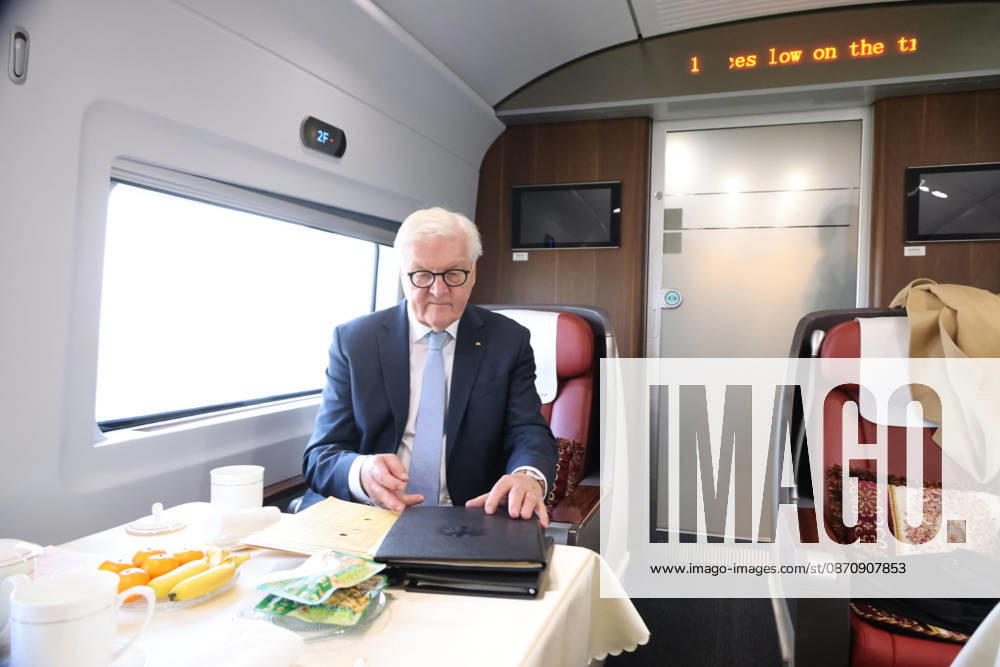 Federal President and China Railroad, October 26, 2026, China, Hefei, Presidential Flight Service, Departure: Federal President Frank Walter Steinmeier and Elke Buedenbender traveling to China with China Railroad from Hefei to Yixiang with Ambassador Ackermann and China Railroad staff; high-speed train, 330 km h, Hefei, Anhui, China