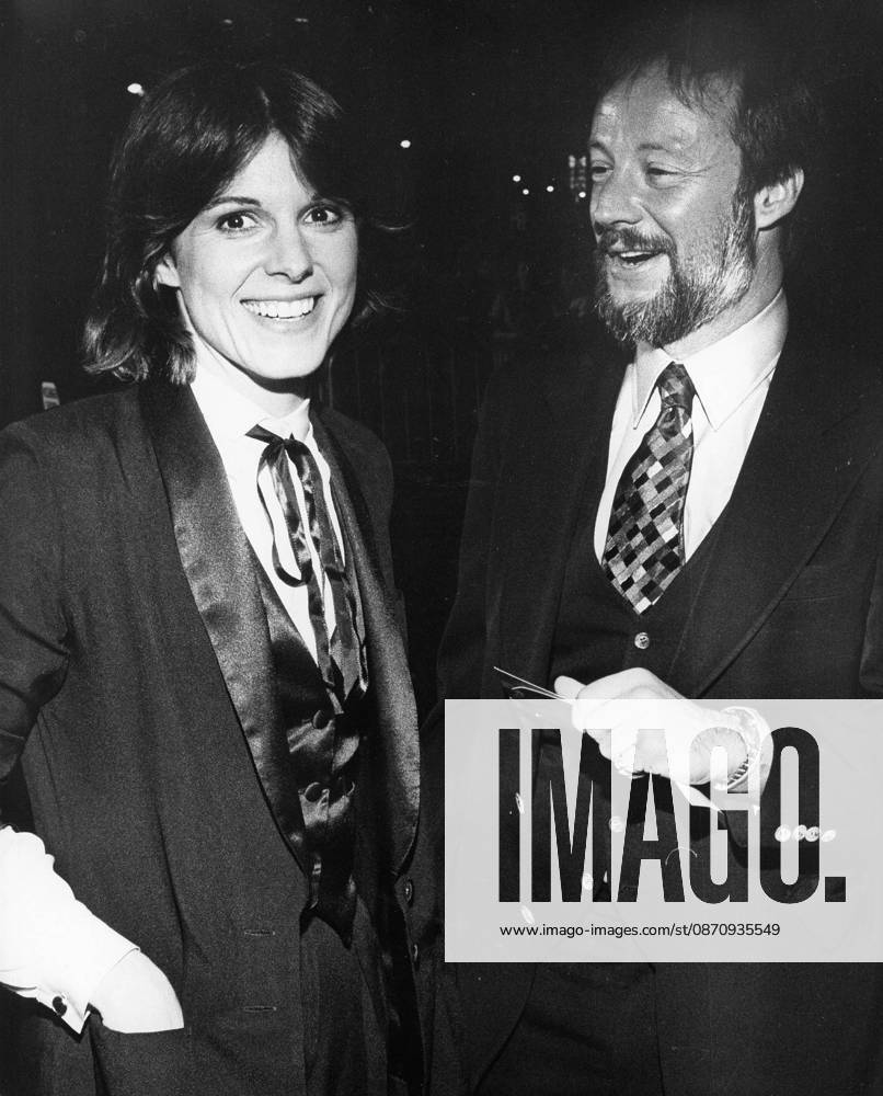 **FILE PHOTO** Susan Saint James Has Passed Away. Susan St James with Joy Bernstein