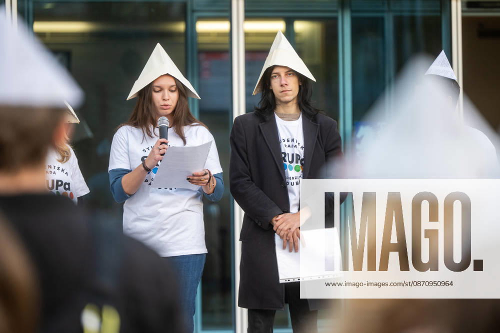 Student gathering in support of public service media, October 27, 2026, Pardubice. The event was organized by students of the University of Pardubice. (CTKxPhoto JosefxVostarek) CTKPhotoP2026102706075 CTKPhotoP2026102706075