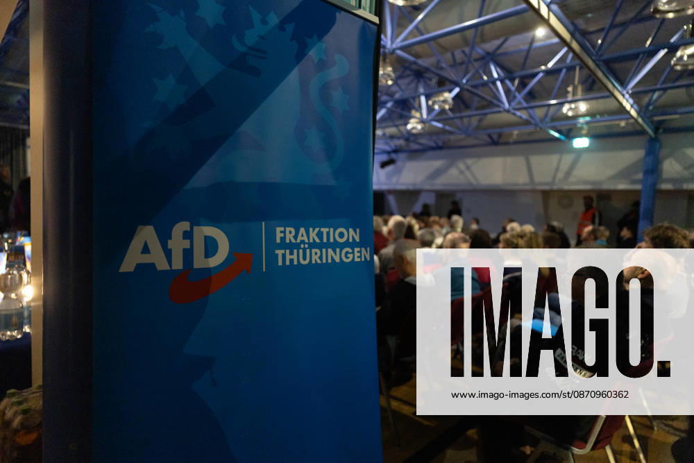 AfD Demonstration in Jena, July 27, 2026: At the Lisa Community Center, Bjoern Hoecke spoke without a microphone and under emergency lighting; activists had previou 27102026_ppb-23