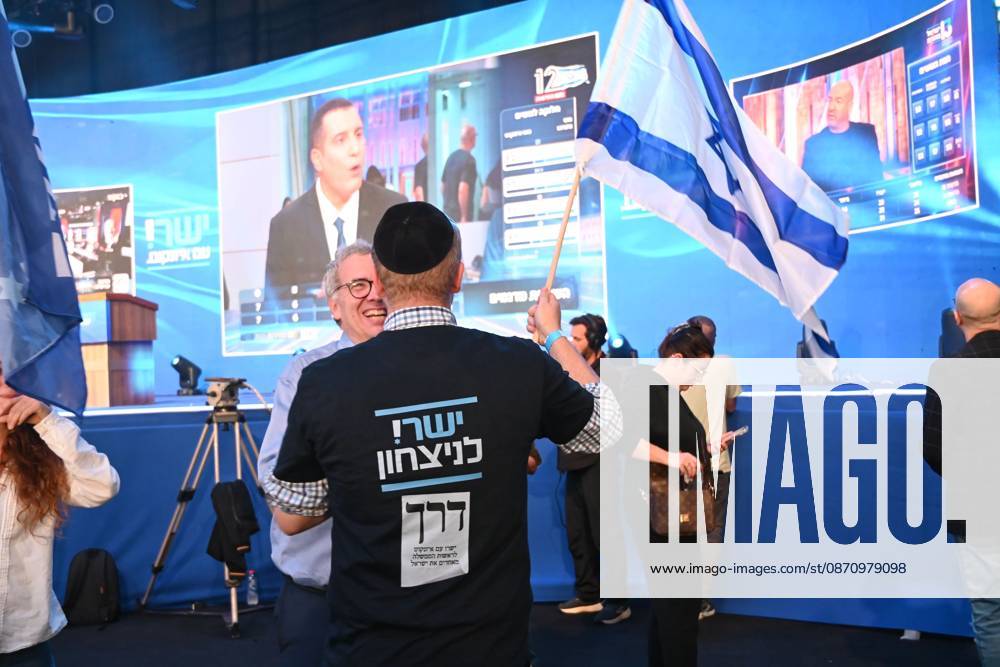 Elections Results in Israel TEL AVIV, ISRAEL - OCTOBER 27, 2026: Supporters of Gadi Eisenkots Yashar party gather at the partys central campaign headquarters as the first exit poll results indicate that Yashar is leading and suggest that Benjamin Netanyahu may not remain prime minister following Israels parliamentary elections. Tel Aviv Israel