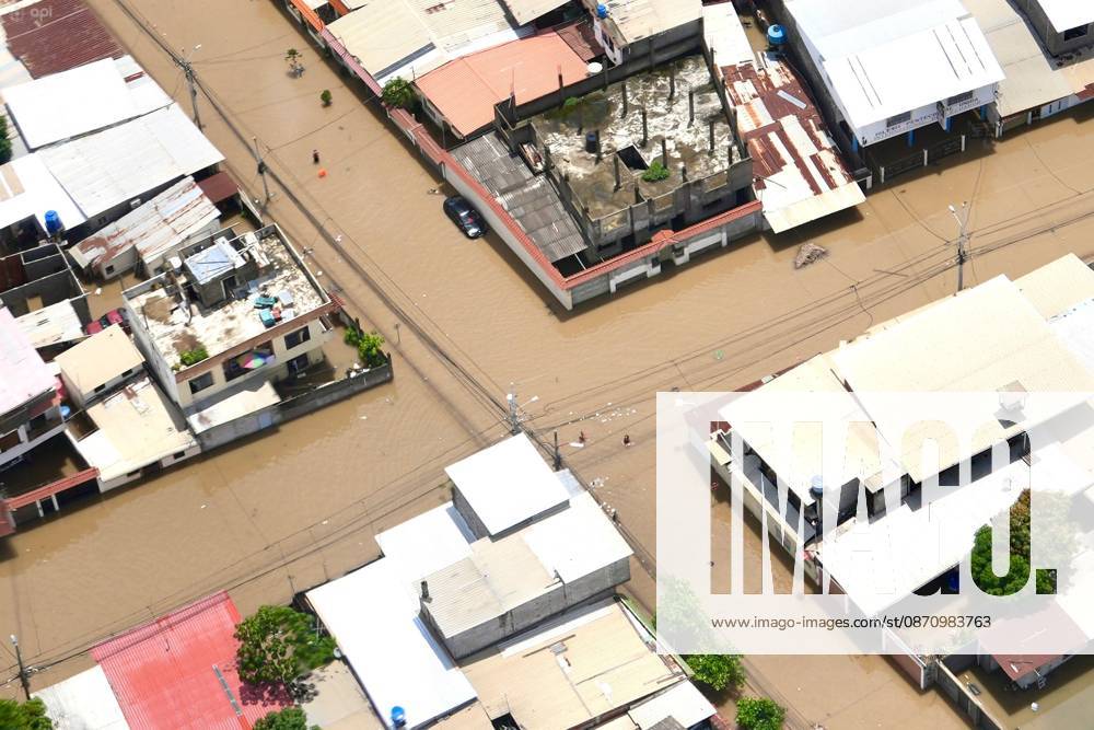 Aerial survey of the city of Machala to assess the flooding caused by the El Nino phenomenon. Photos: API Pocho Pato, Machala, El Oro, Ecuador, 20261027, 251799, 6ae129804c7b7 img 20261027 174413
