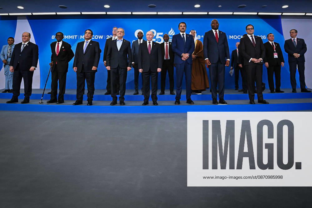 Russian President Vladimir Putin and Iranian President Masoud Pezeshkian stand alongside other heads of delegations for an official group photograph at the GECF summit in Moscow, Russia, on October 27, 2026. The event brought together leaders from the forum s member countries and invited delegations, including Iran, Russia, Qatar, Libya and Mozambique. Moscow Russia - ZUMAi98_ 20261027_zih_i98_046