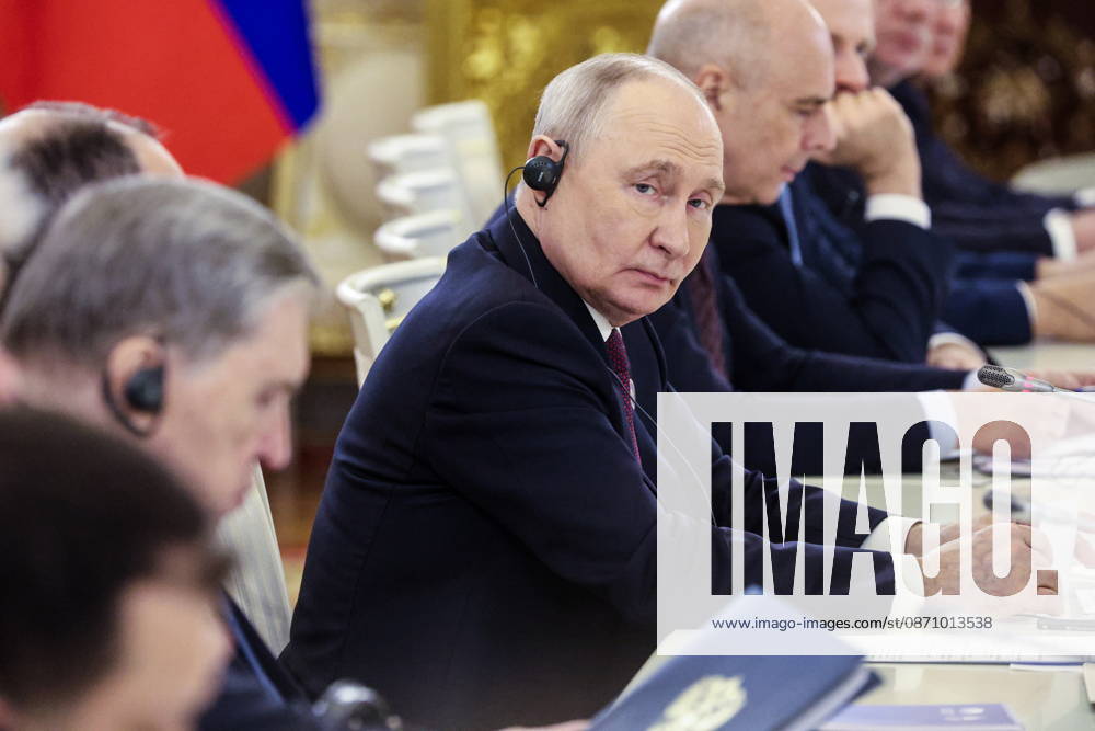 RUSSIA, MOSCOW - OCTOBER 27, 2026: Vladimir Putin (C), President of Russia, attends a bilateral meeting with his counterpart Masoud Pezeshkian of Iran on the sidelines of the 8th Summit of the Gas Exporting Countries Forum (GECF) at the State Kremlin Palace. Mikhail Sinitsyn TASS 100072782