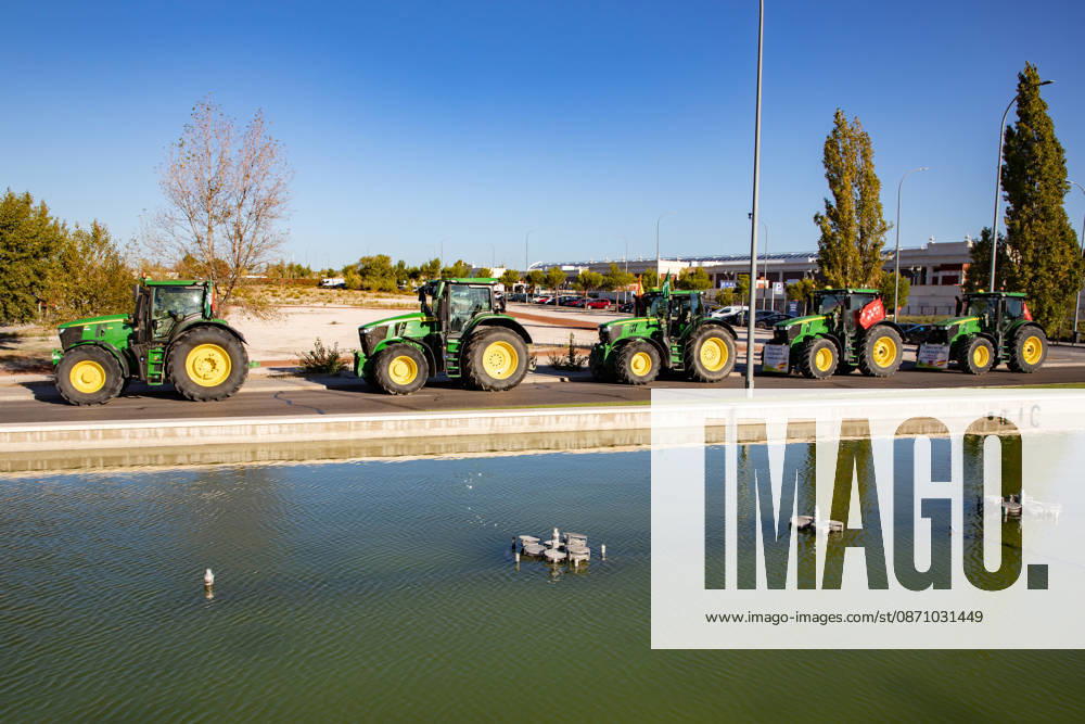 Nearly 500 tractors take to the streets of Madrid to demand a profitable agricultural sector. Several tractors head for the capital on October 28, 2026, in Majadahonda, Madrid, Spain. Nearly 500 tractors, accompanied by thousands of farmers and ranchers from all over Spain—called to action by Asaja, COAG, and Unión de Uniones, have taken to the streets of Madrid to demand urgent measures that guarantee the profitability of farms and the future of the countryside. October 28, 2026, Majadahonda, Madrid, Majadahonda, Madrid, Spain