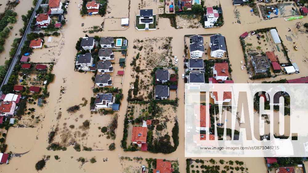 Heavy rainfall causes flooding in Mugla, Turkiye MUGLA, TURKIYE - OCTOBER 28: An aerial view of flooded residential areas and agricultural fields after heavy rainfall caused the Tersakan Stream to overflow in Dalaman district of Mugla, Turkiye, on October 28, 2026. Floodwaters inundated homes, businesses and farmland, while some roads were closed to traffic. Durmus Genc Anadolu Mugla Turkey. Editorial use only. Please get in touch for any other usage.