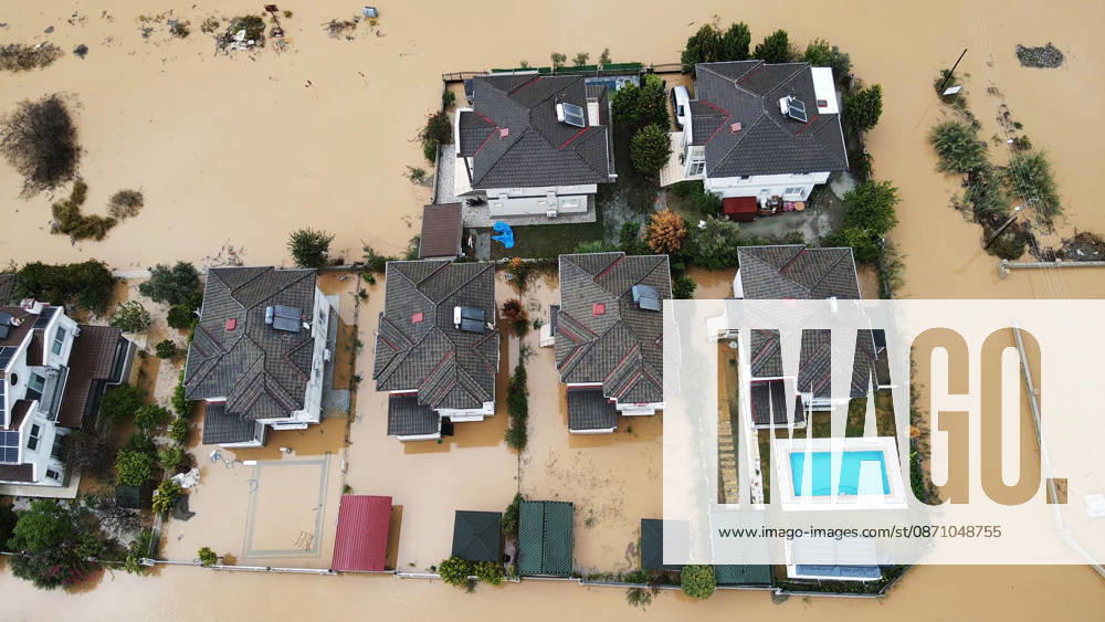 Heavy rainfall causes flooding in Mugla, Turkiye MUGLA, TURKIYE - OCTOBER 28: An aerial view of flooded residential areas and agricultural fields after heavy rainfall caused the Tersakan Stream to overflow in Dalaman district of Mugla, Turkiye, on October 28, 2026. Floodwaters inundated homes, businesses and farmland, while some roads were closed to traffic. Durmus Genc Anadolu Mugla Turkey. Editorial use only. Please get in touch for any other usage.