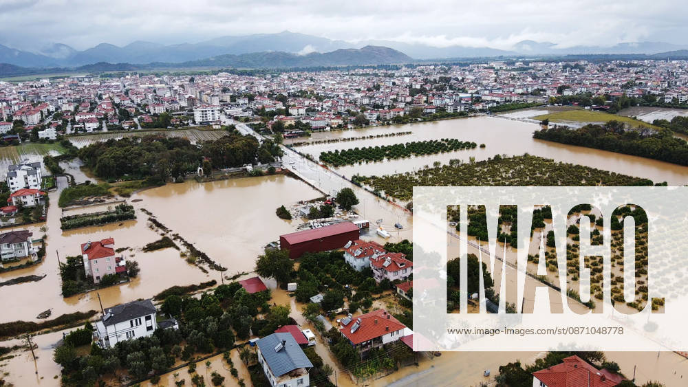 Heavy rainfall causes flooding in Mugla, Turkiye MUGLA, TURKIYE - OCTOBER 28: An aerial view of flooded residential areas and agricultural fields after heavy rainfall caused the Tersakan Stream to overflow in Dalaman district of Mugla, Turkiye, on October 28, 2026. Floodwaters inundated homes, businesses and farmland, while some roads were closed to traffic. Durmus Genc Anadolu Mugla Turkey. Editorial use only. Please get in touch for any other usage.
