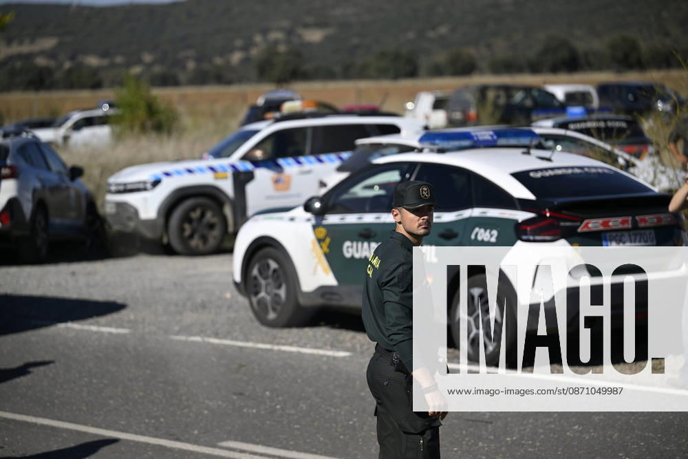 Death toll in Spain high-speed train collision climbs to 46 TOLEDO, SPAIN - OCTOBER 28: Emergency teams work at the scene of a collision involving two high-speed trains near Urda station in Toledo province, Spain, on October 28, 2026. The death toll has risen to 46, according to Spanish media reports. Preliminary information suggests that a Renfe AVE train struck the rear of a stationary Iryo train, causing two carriages to derail and fall down an embankment. Emergency crews continue rescue and response operations as authorities investigate the cause of the collision. Burak Akbulut Anadolu Toledo Spain. Editorial use only. Please get in touch for any other usage.