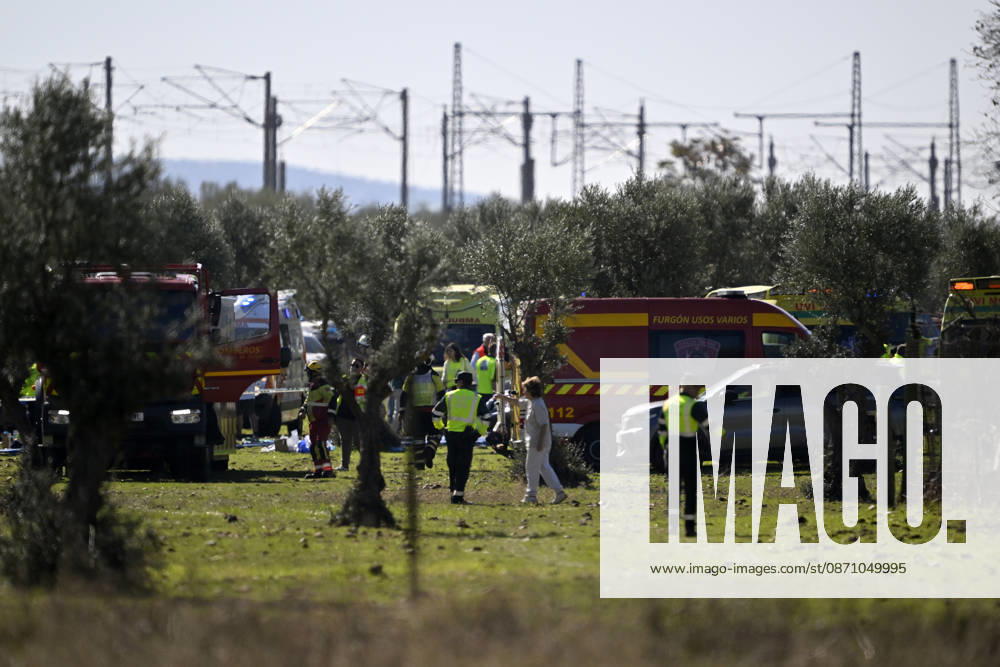 Death toll in Spain high-speed train collision climbs to 46 TOLEDO, SPAIN - OCTOBER 28: Emergency teams work at the scene of a collision involving two high-speed trains near Urda station in Toledo province, Spain, on October 28, 2026. The death toll has risen to 46, according to Spanish media reports. Preliminary information suggests that a Renfe AVE train struck the rear of a stationary Iryo train, causing two carriages to derail and fall down an embankment. Emergency crews continue rescue and response operations as authorities investigate the cause of the collision. Burak Akbulut Anadolu Toledo Spain. Editorial use only. Please get in touch for any other usage.