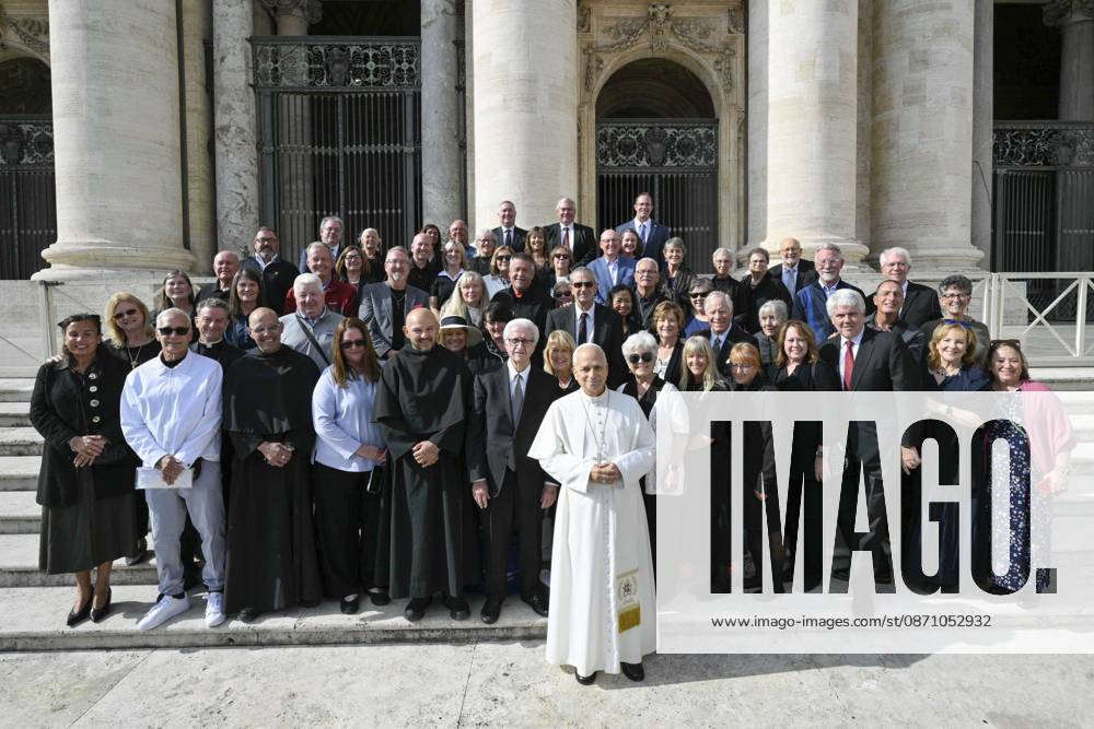 ITALY - REL - POPE LEO XIV PRESIDES OVER THE WEEKLY GENERAL AUDIENCE IN ST. PETER S SQUARE VATICAN CITY October 28, 2026 Italy, Rome, Vatican Italy, October 28, 2026: Pope Leo XIV during his weekly general audience in St Peter s Square at the Vatican. - NO BOOKS