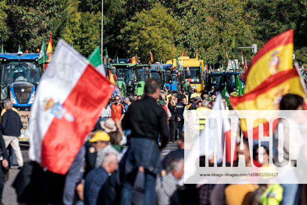 Spanish farmers take to Madrid s streets with tractors to demand better conditions for the agricultural sector. MADRID, SPAIN - OCTOBER 28: Tractors from across Spain fill the streets of Madrid as farmers and livestock breeders mobilize to demand fair prices, lower production costs, better working conditions, and stronger support for the agricultural sector in Madrid, Spain on October 28, 2026. Diego Radames Anadolu Madrid Spain. Editorial use only. Please get in touch for any other usage.